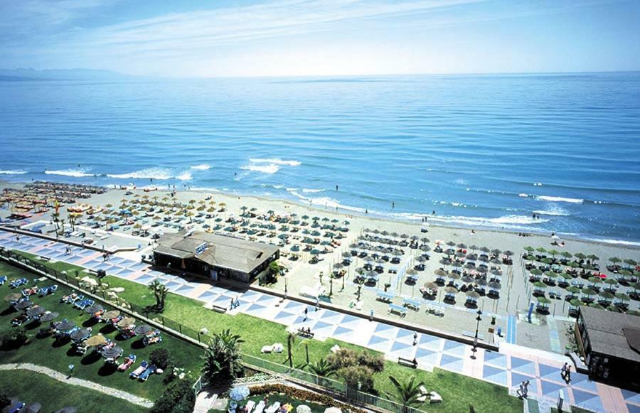 Carihuela Beach Pool Garage Wifi Torremolinos Bagian luar foto